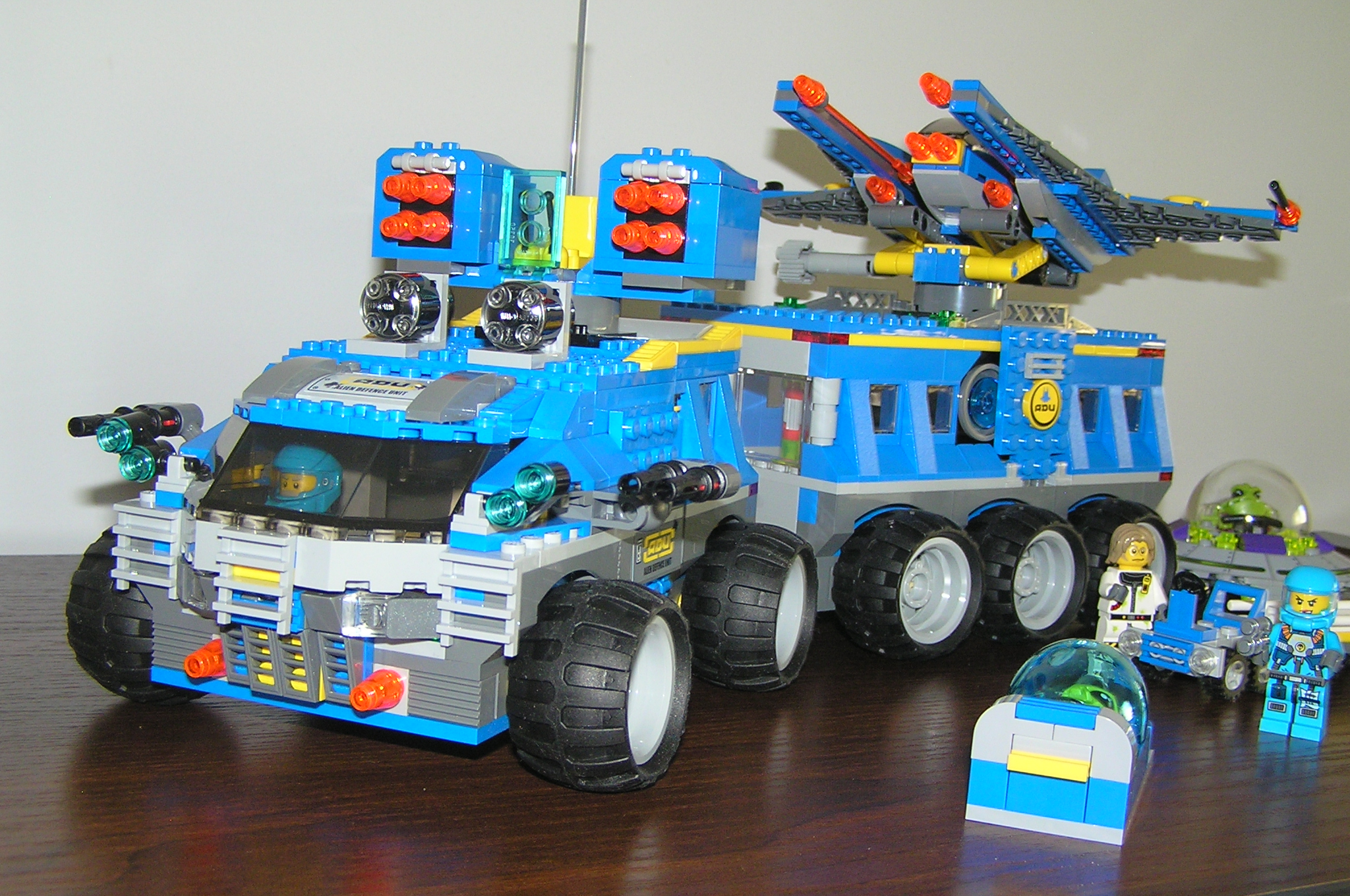7066_04.jpg