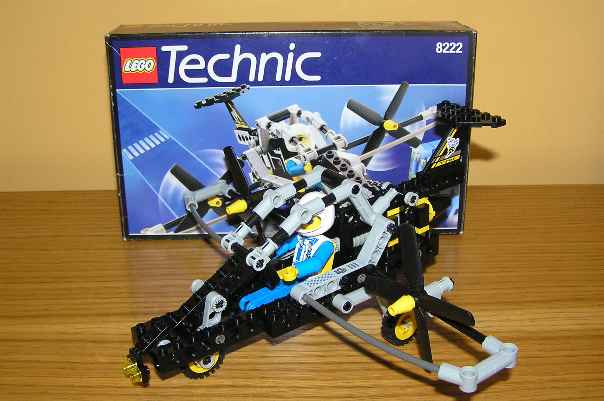 8222_sbox.jpg