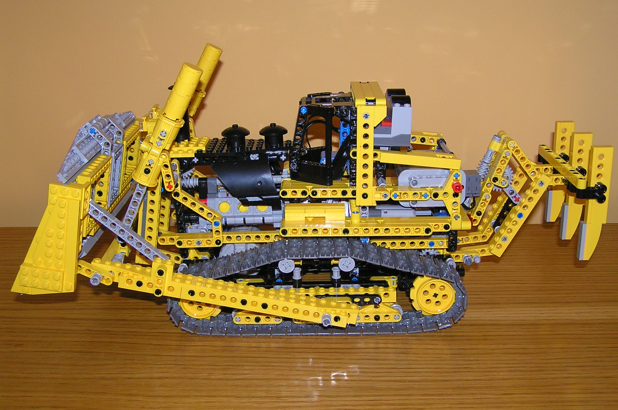 8275_1.jpg