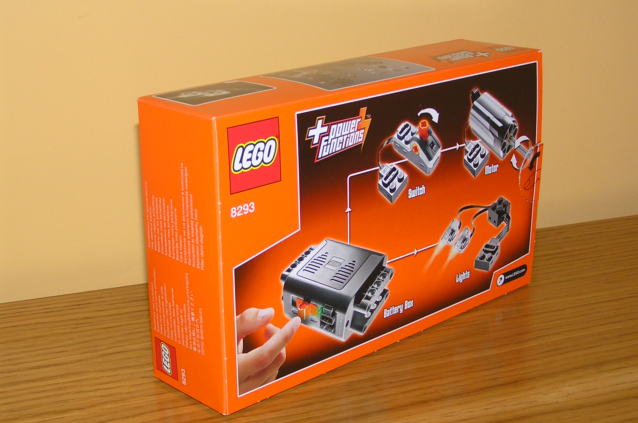 8293_box_4.jpg