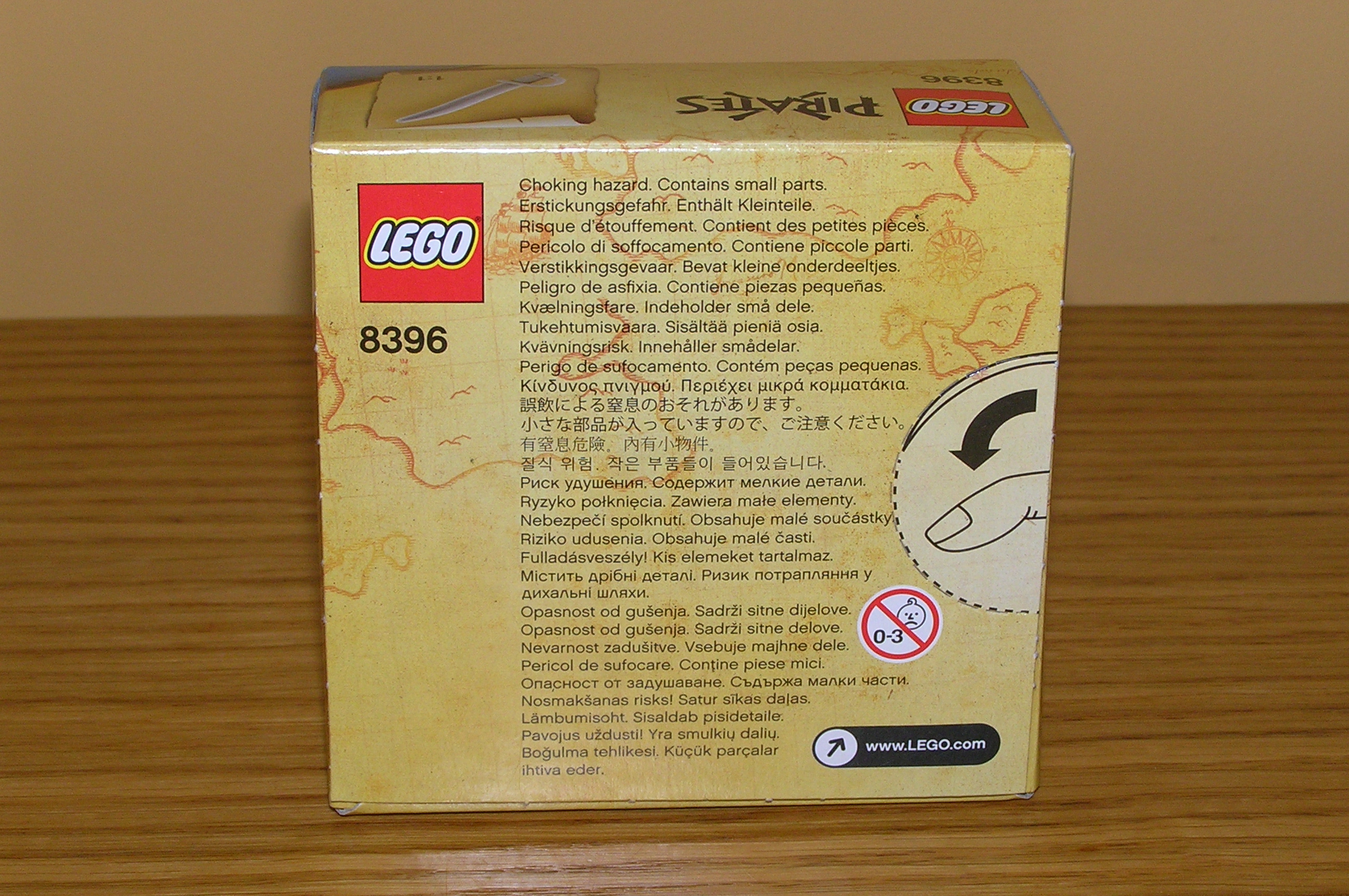 8396_box_3.jpg
