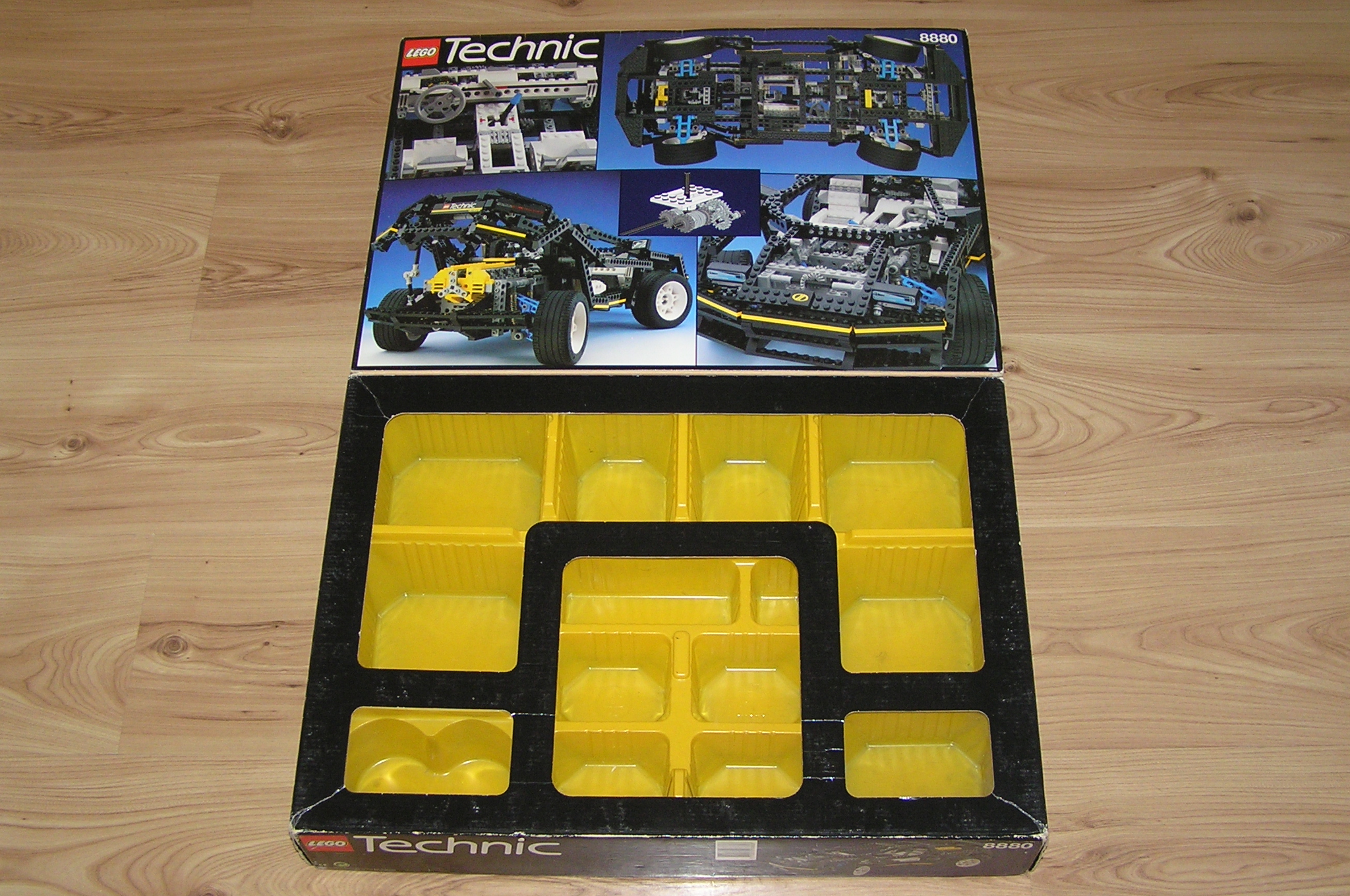 8880_box_6.jpg
