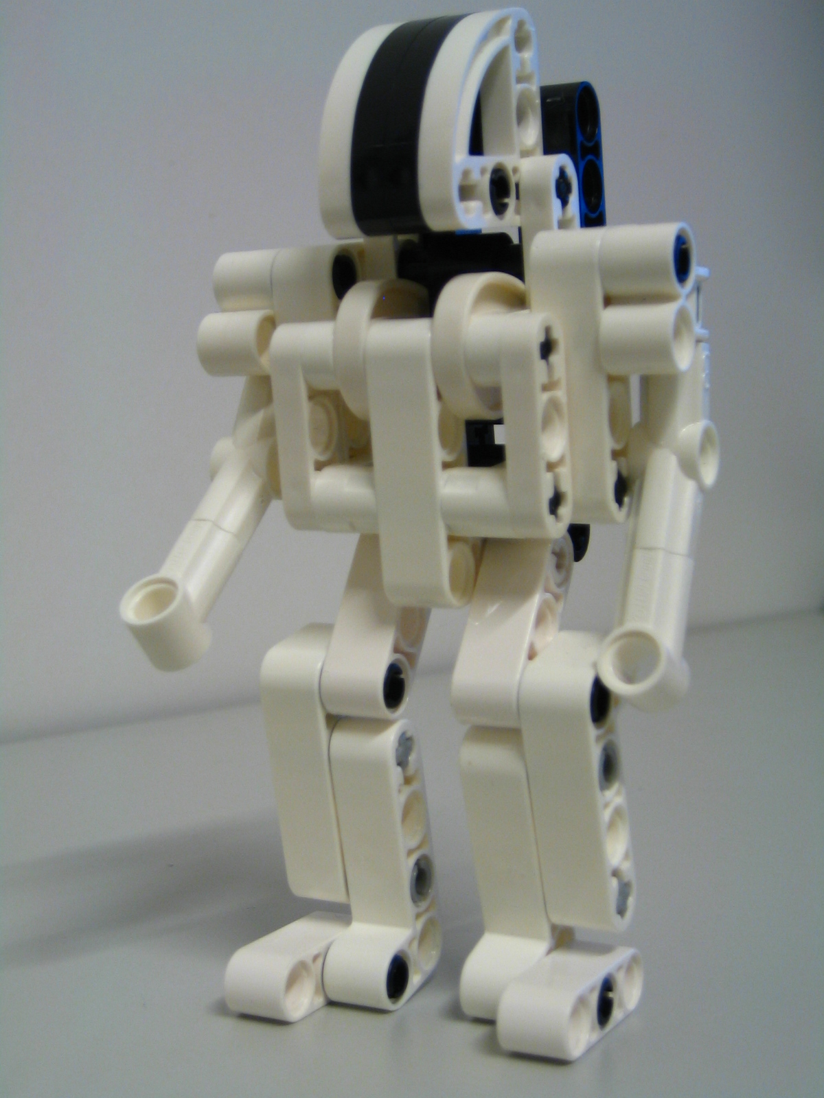 asimo_002.jpg