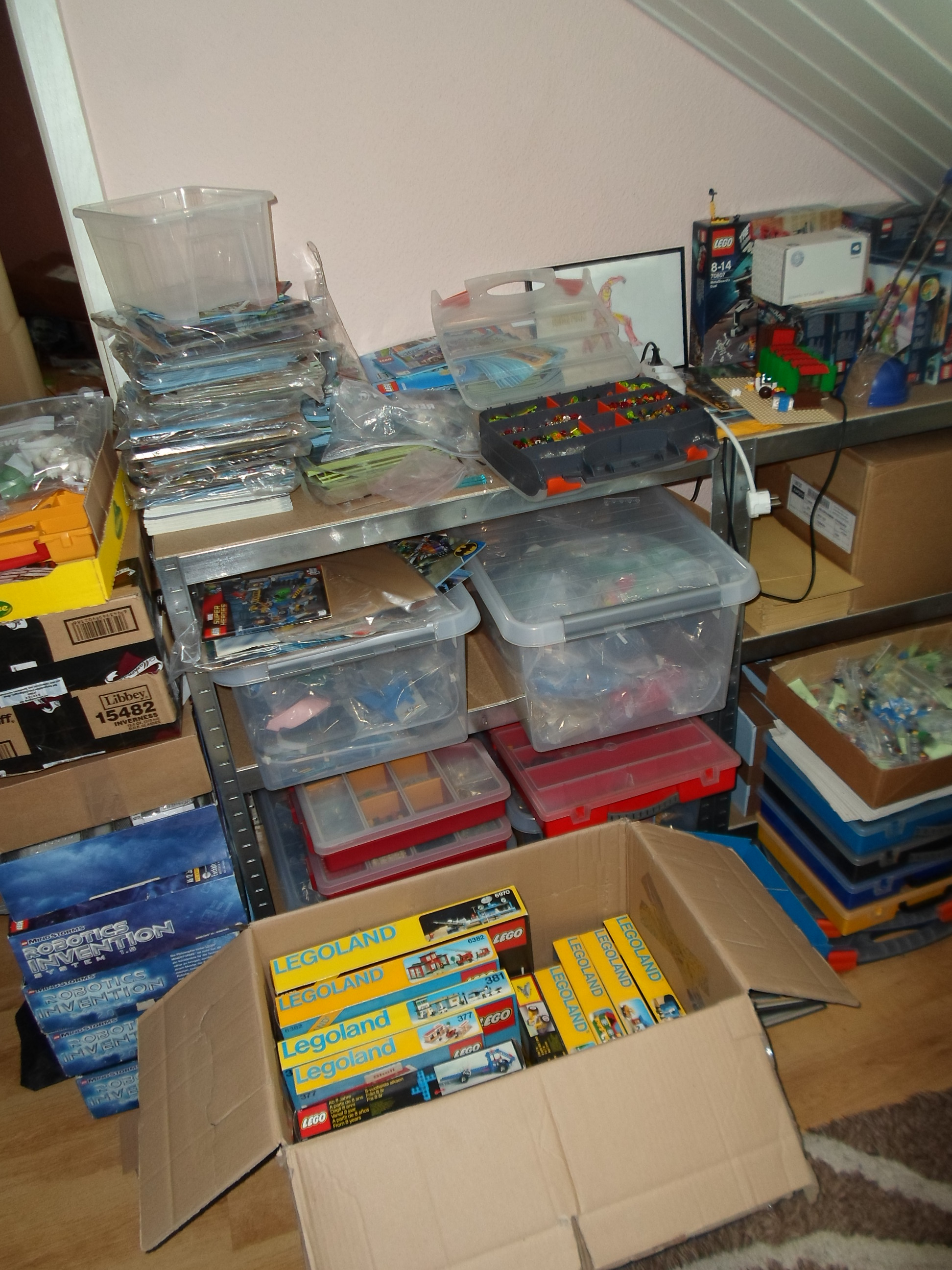 legoroom_3.jpg