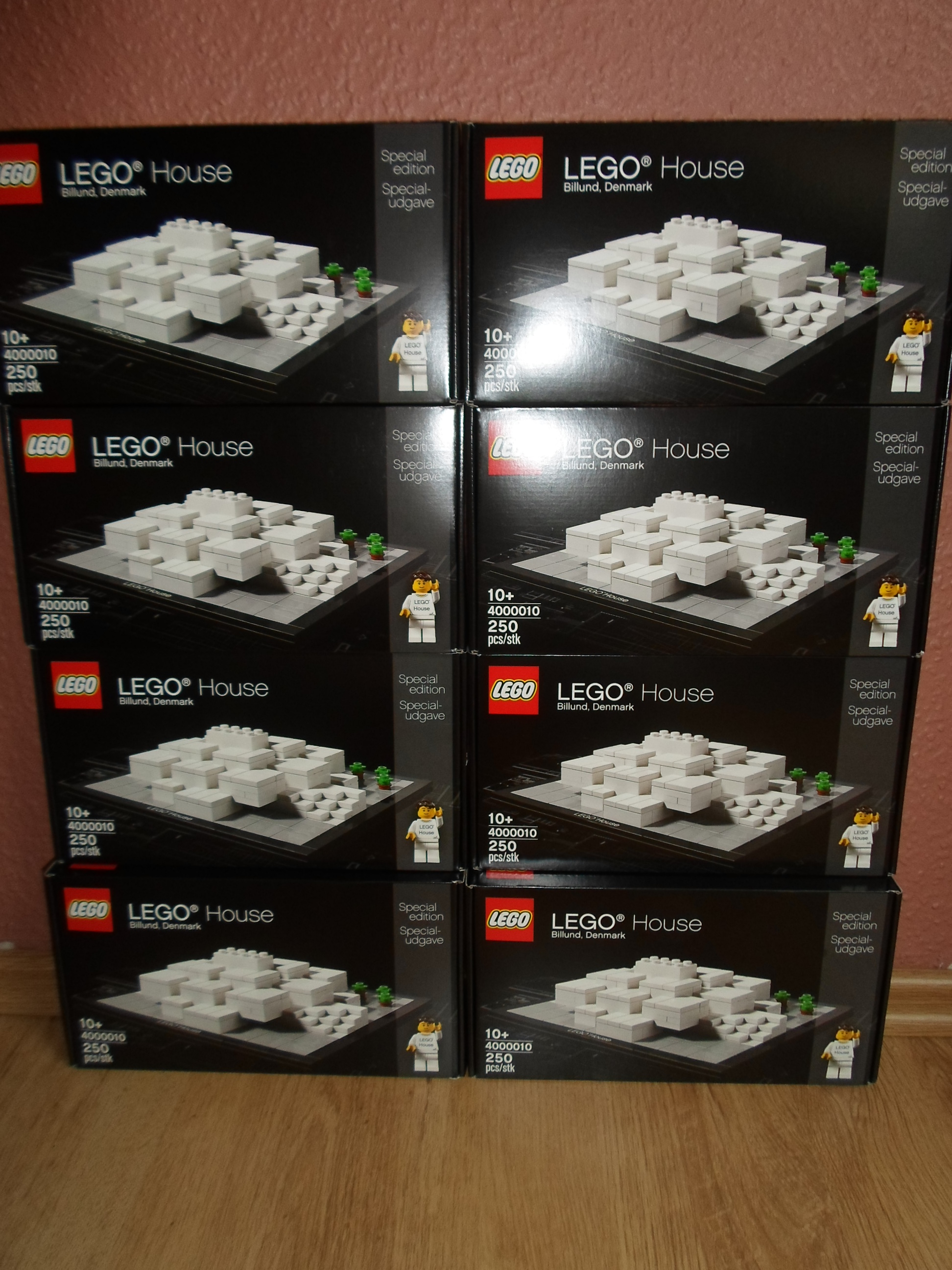 4000010_lego_house_6.jpg