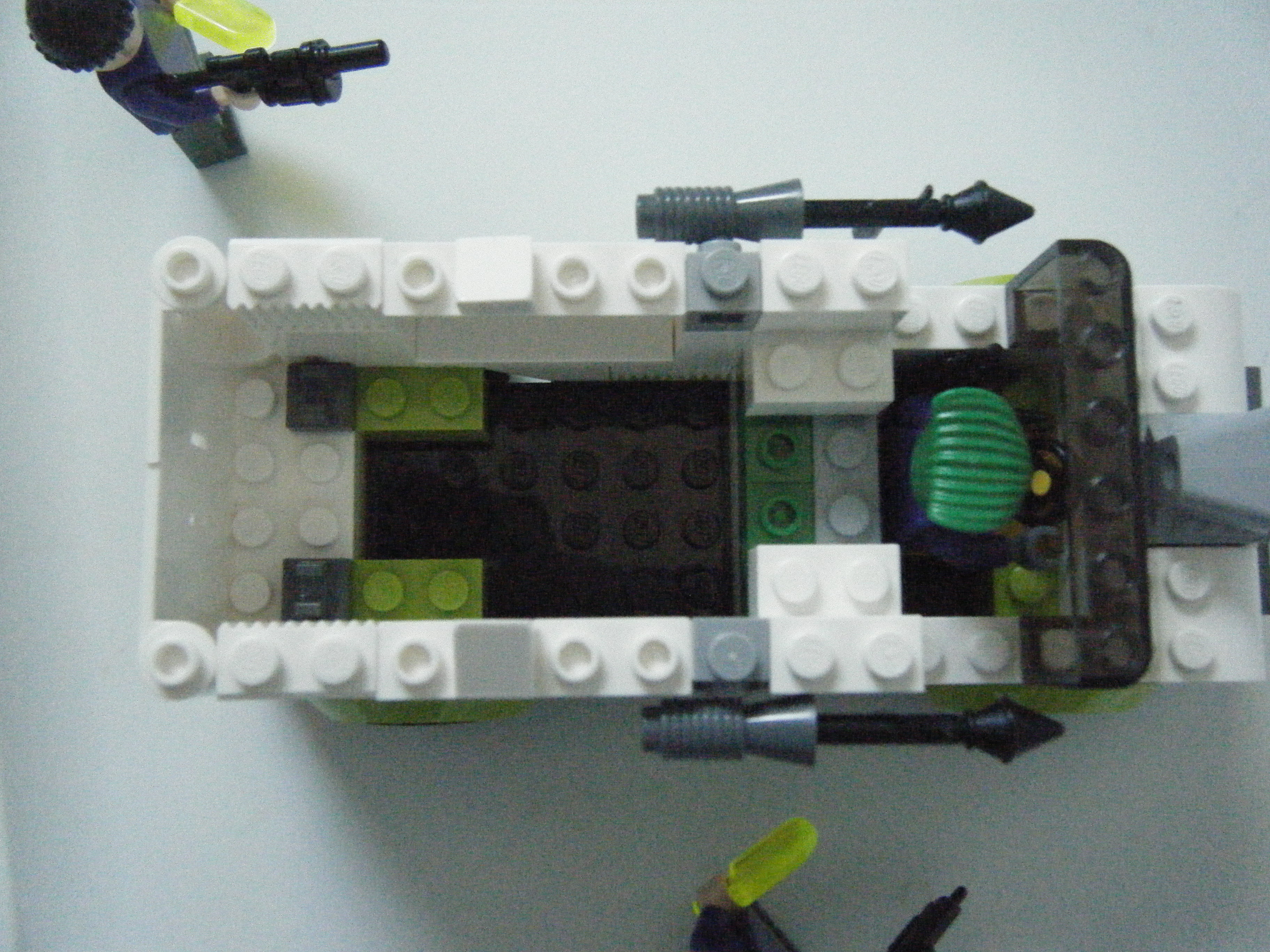 lego_tumbler_jokers_ice_cream_truck_011.jpg