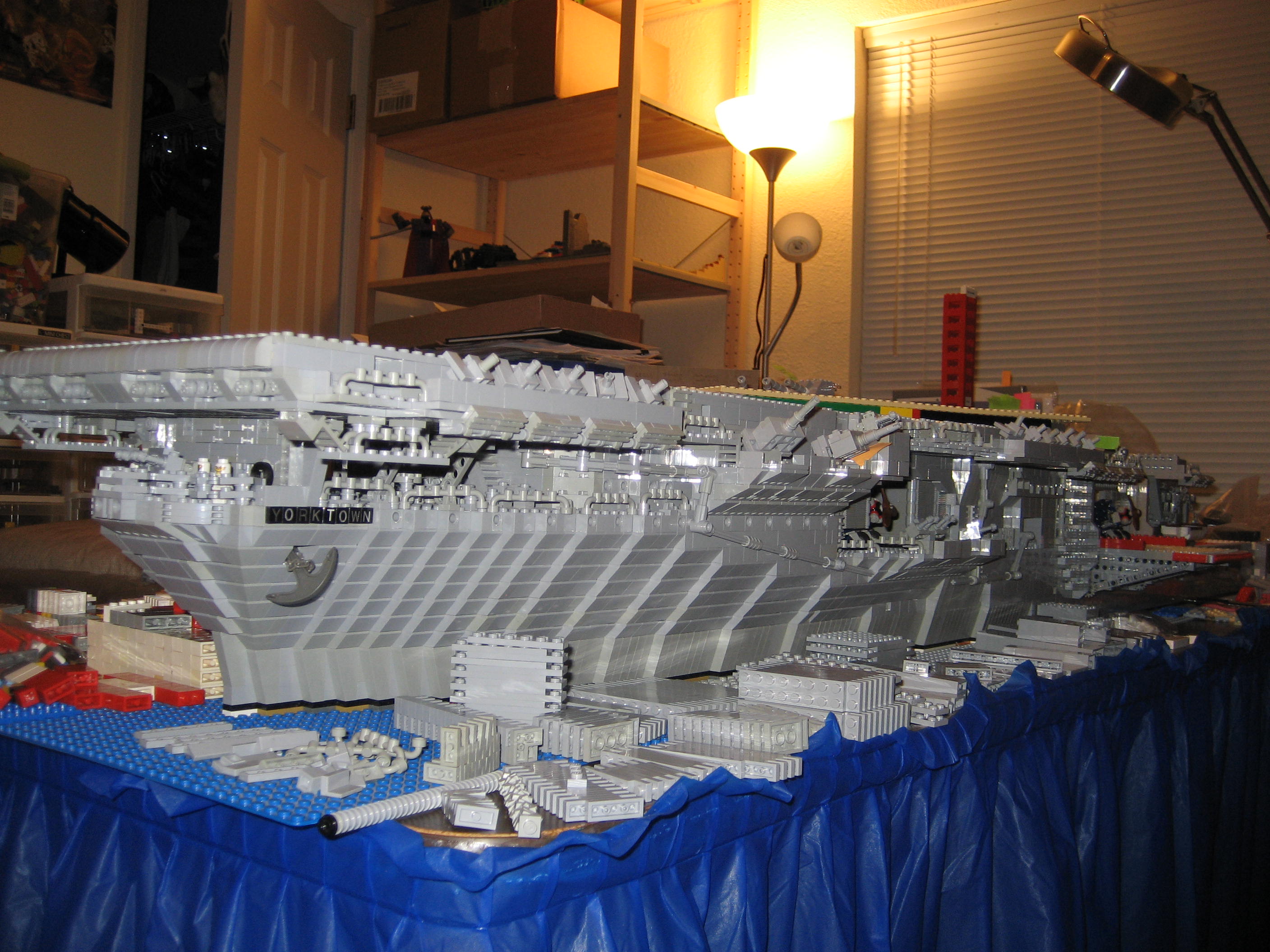 yorktown_11_825_bricks_used__port_side_bow_view.jpg