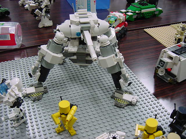 four-leg.jpg