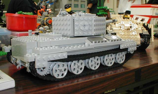 tanks03.jpg