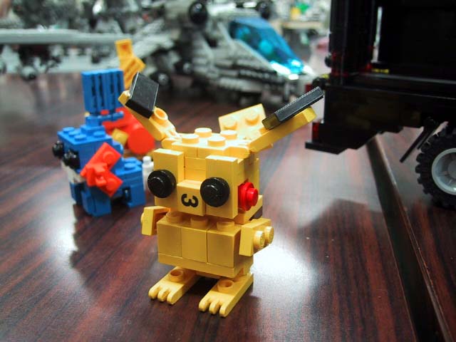 azumu-pikachu.jpg