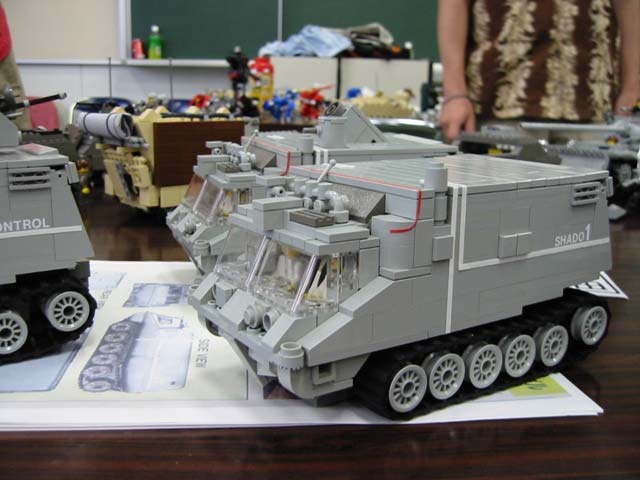 fujita-sm04.jpg