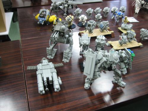 mini-suits2.jpg
