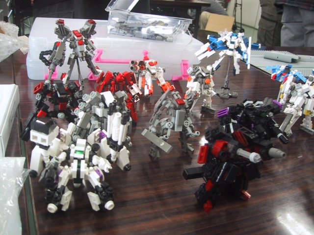 zizy_robos01.jpg