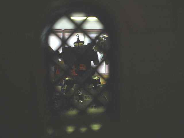 minowa_blackrobo_for_window.jpg