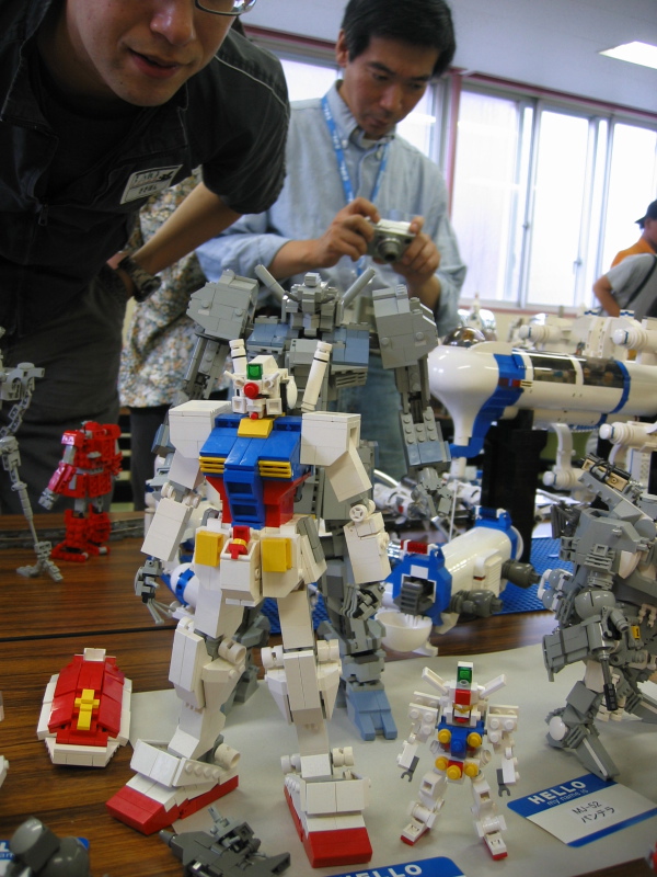 3gundams02.jpg