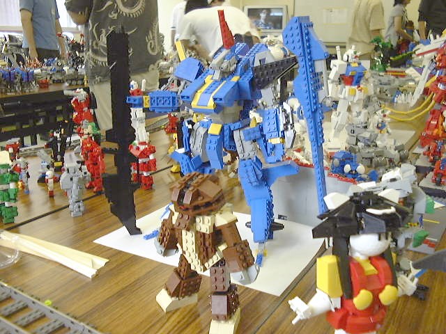 mukai-robo01.jpg