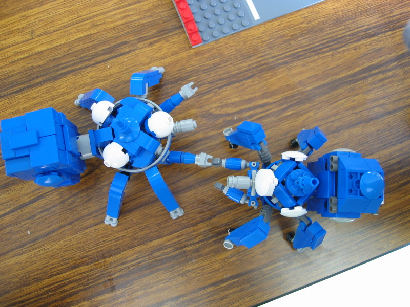 tachikomans02.jpg