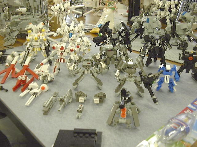 zizy-robo01.jpg