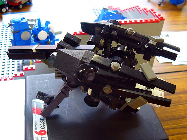 zizy_robo01.jpg
