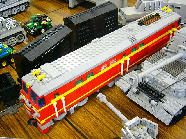 awazo_train01.jpg
