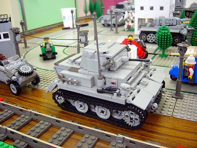 diorama11.jpg