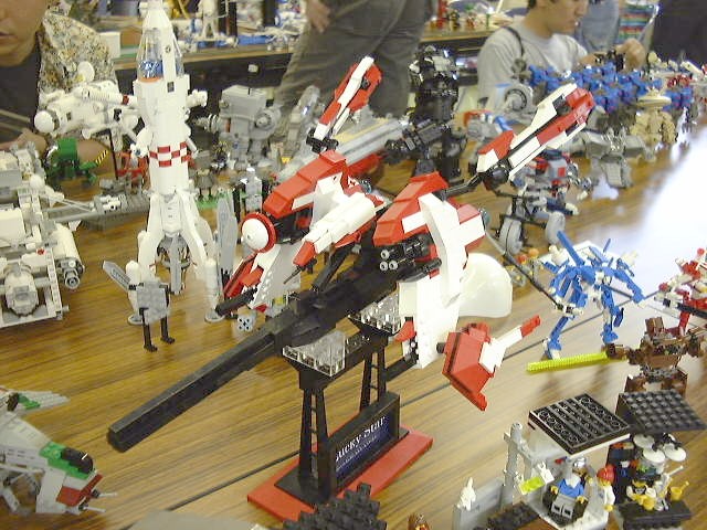 uda-space01.jpg