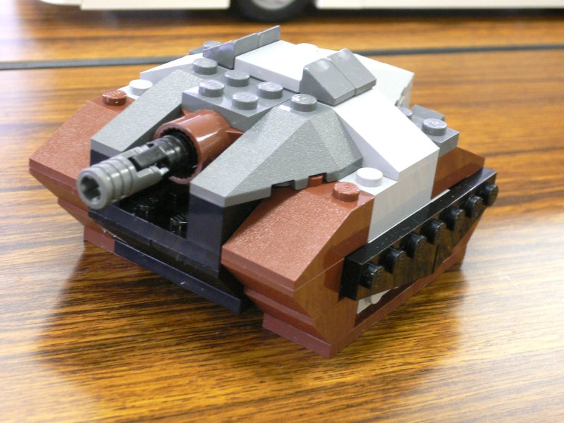ctr_tanks04.jpg