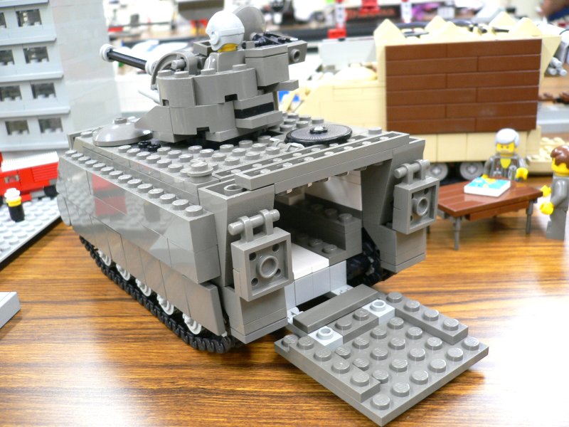 fujita_m113_01.jpg