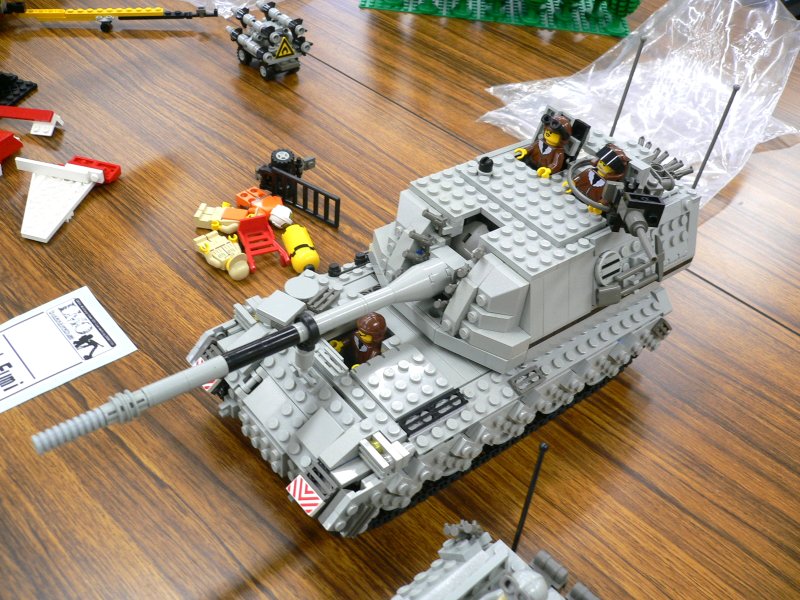 fumi_tanks01.jpg