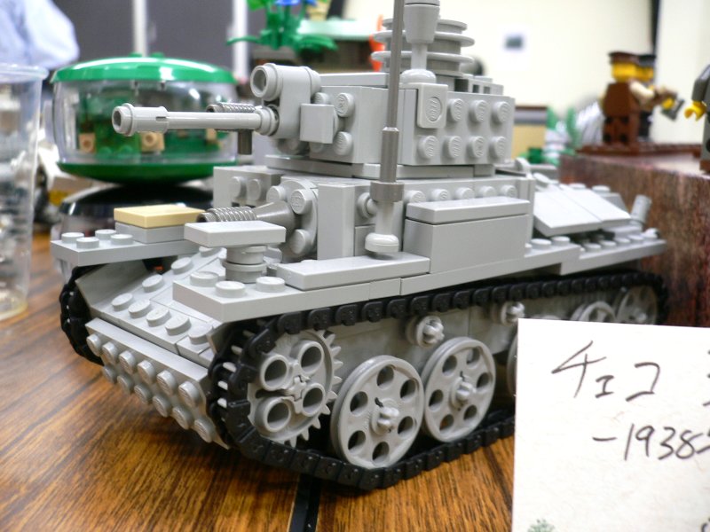 opabinia_tanks03.jpg
