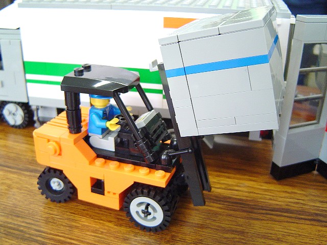 setaka_forklift001_.jpg