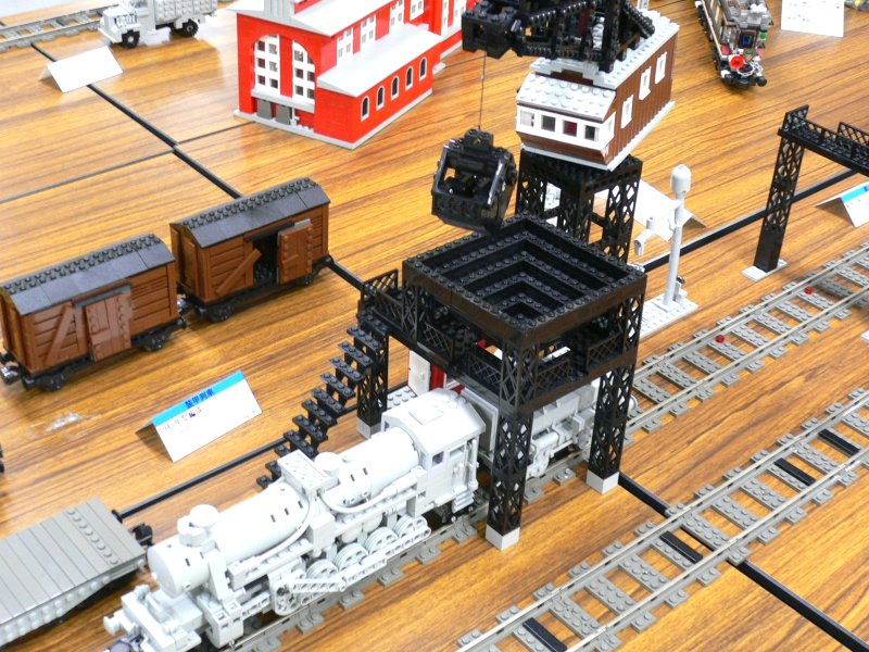 nyu_trains03.jpg