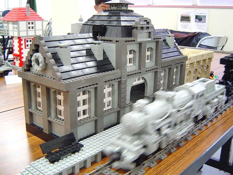 nyu_trains31.jpg