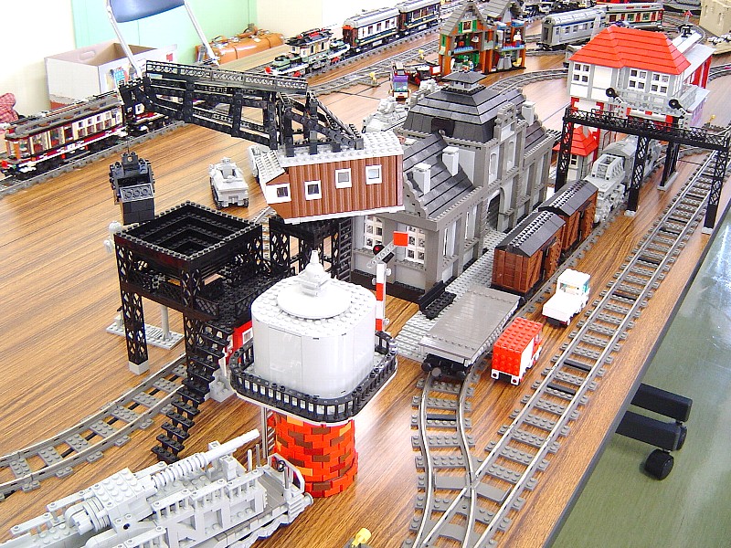 nyu_trains33.jpg