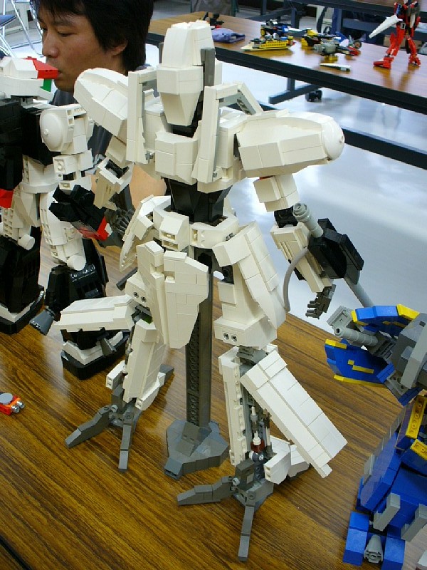 hiron_l-gaim_05.jpg