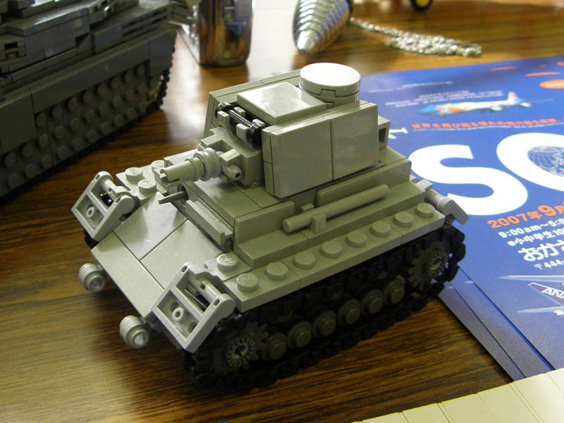 ctr_tank_02.jpg