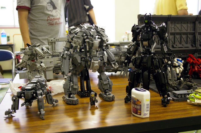 kwi-chang_robo_001.jpg