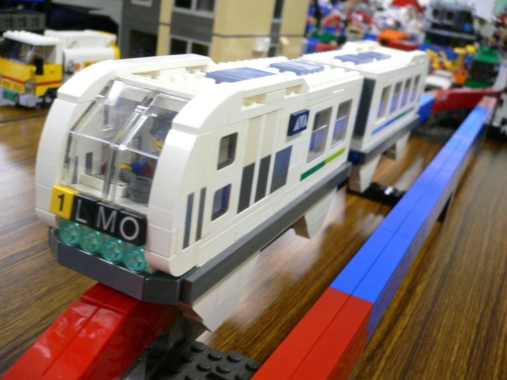 hidaka_monorail_002.jpg
