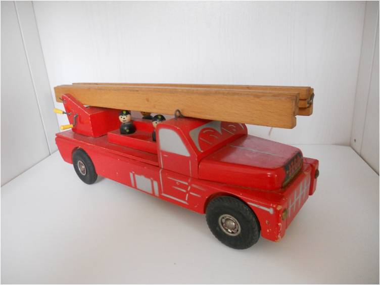 fire_truck_001.jpg