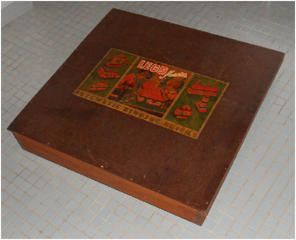 old_wooden_box_01.png
