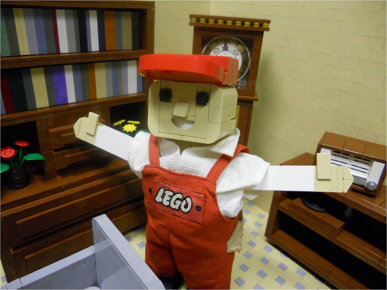 lego_mascot_home_007.jpg