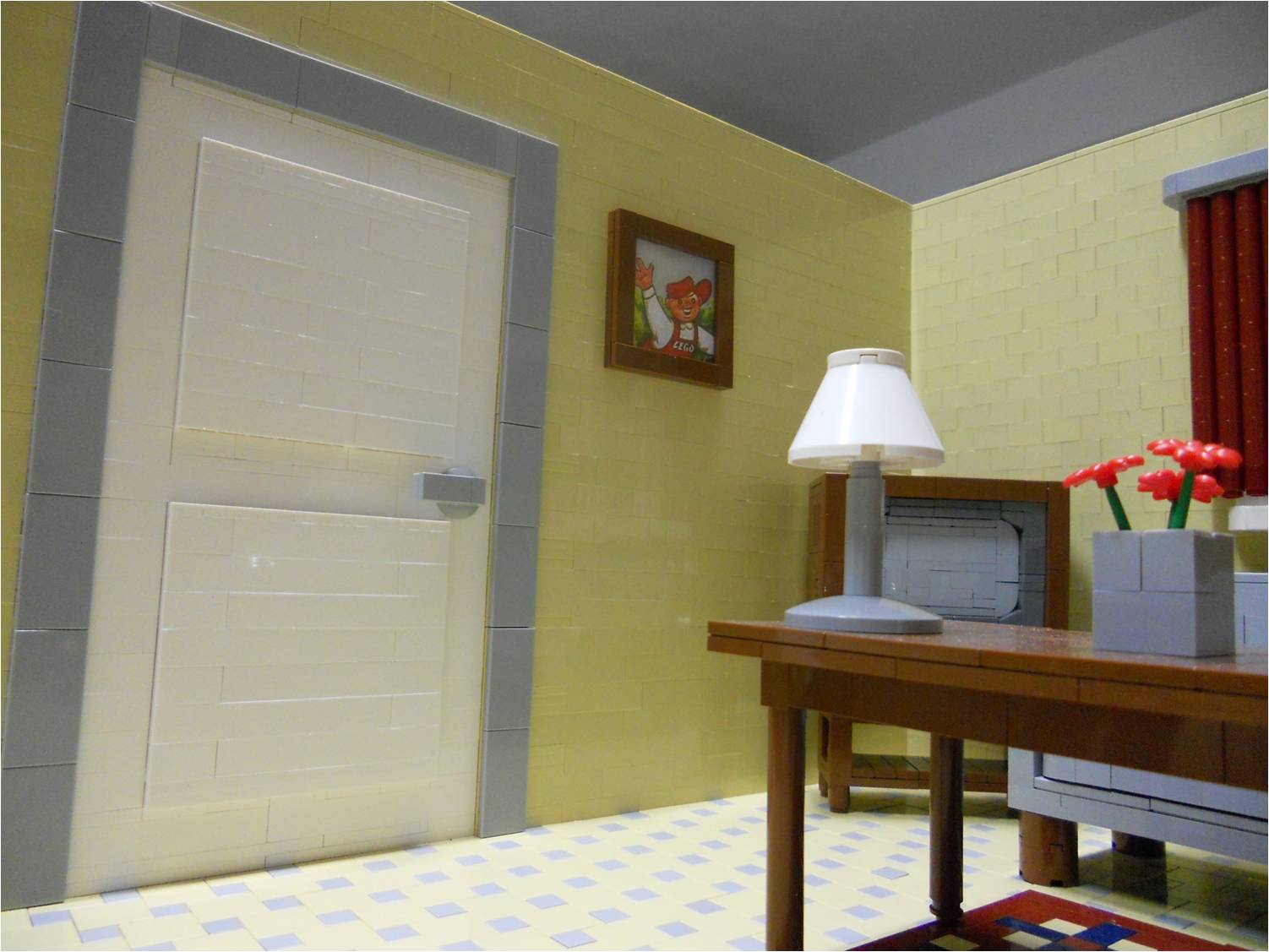 lego_mascot_home_014.jpg