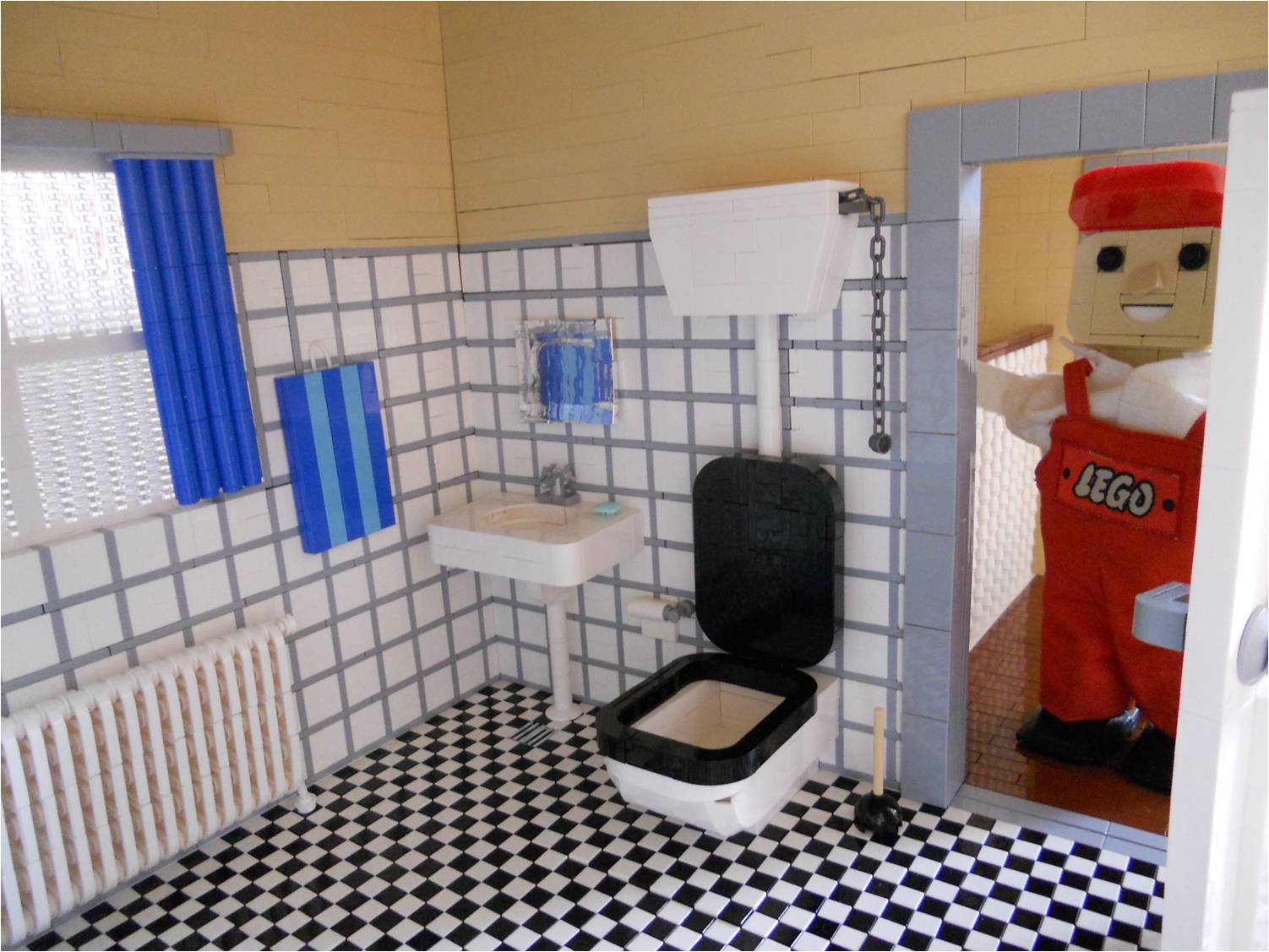 lego_mascot_home_195.jpg