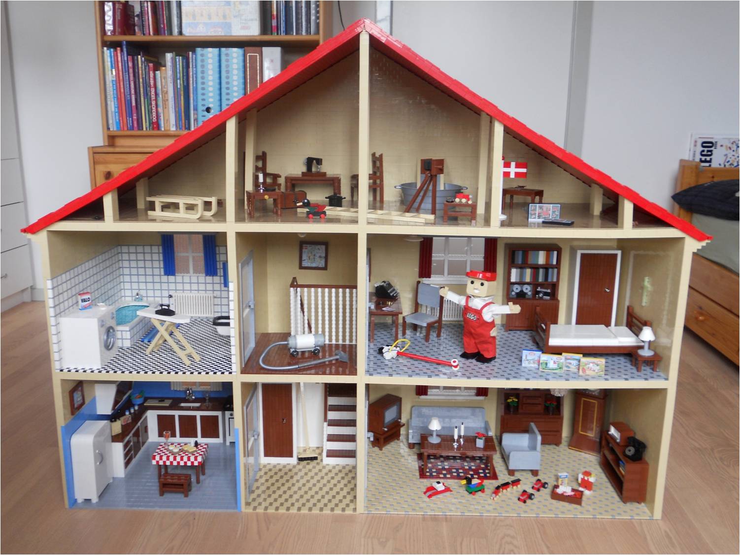 lego_mascot_home_340.jpg