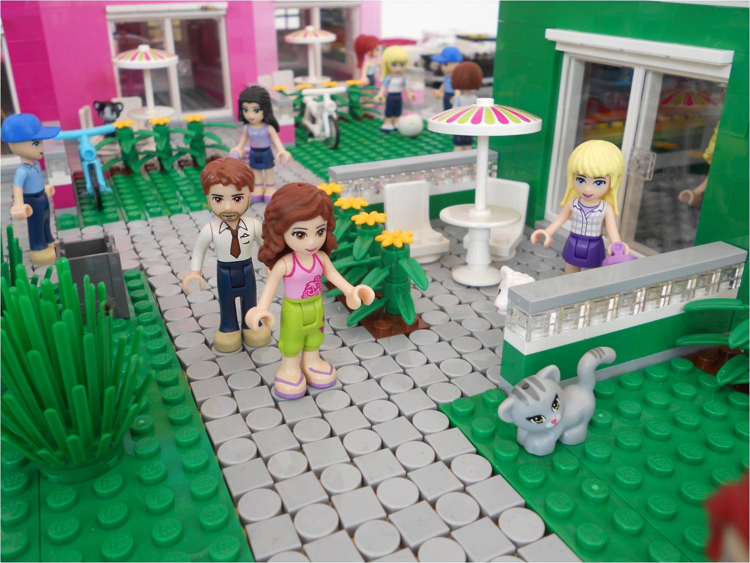 rainbow_holiday_center_150.jpg