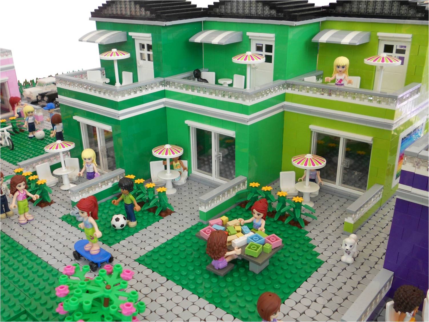 rainbow_holiday_center_170.jpg