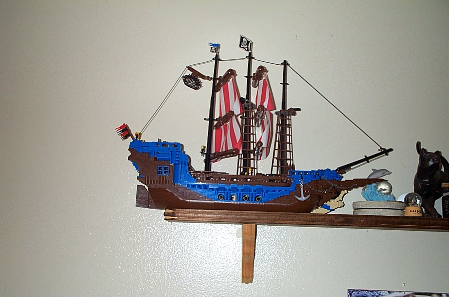 pirateship002.jpg