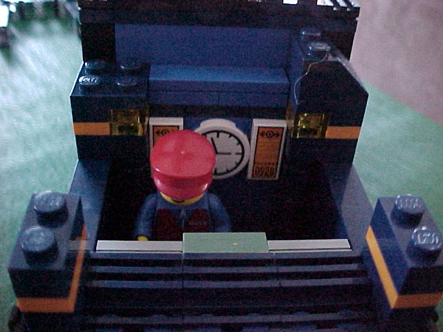 dkbltrain4.jpg