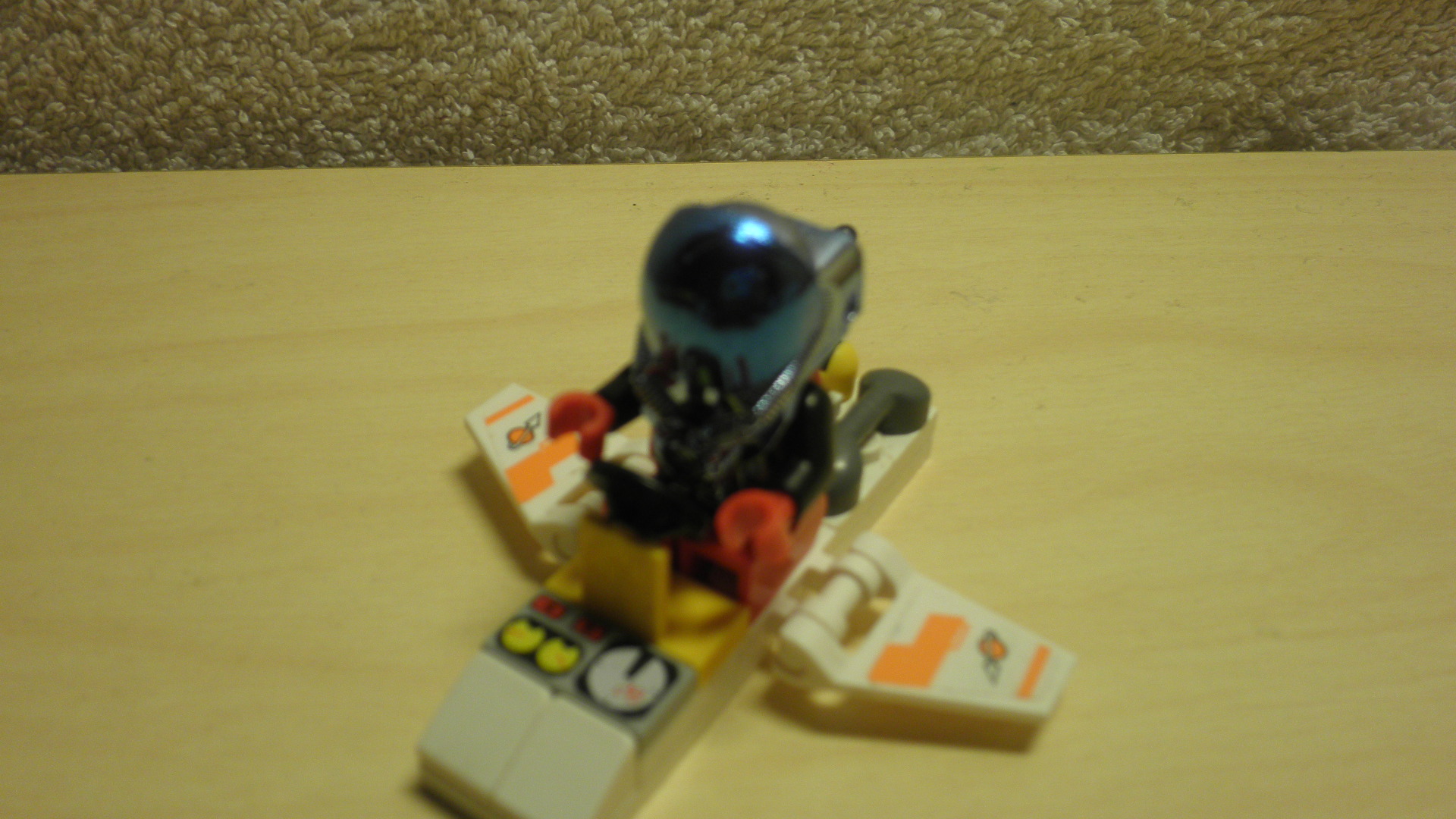 lego_moon_003.jpg