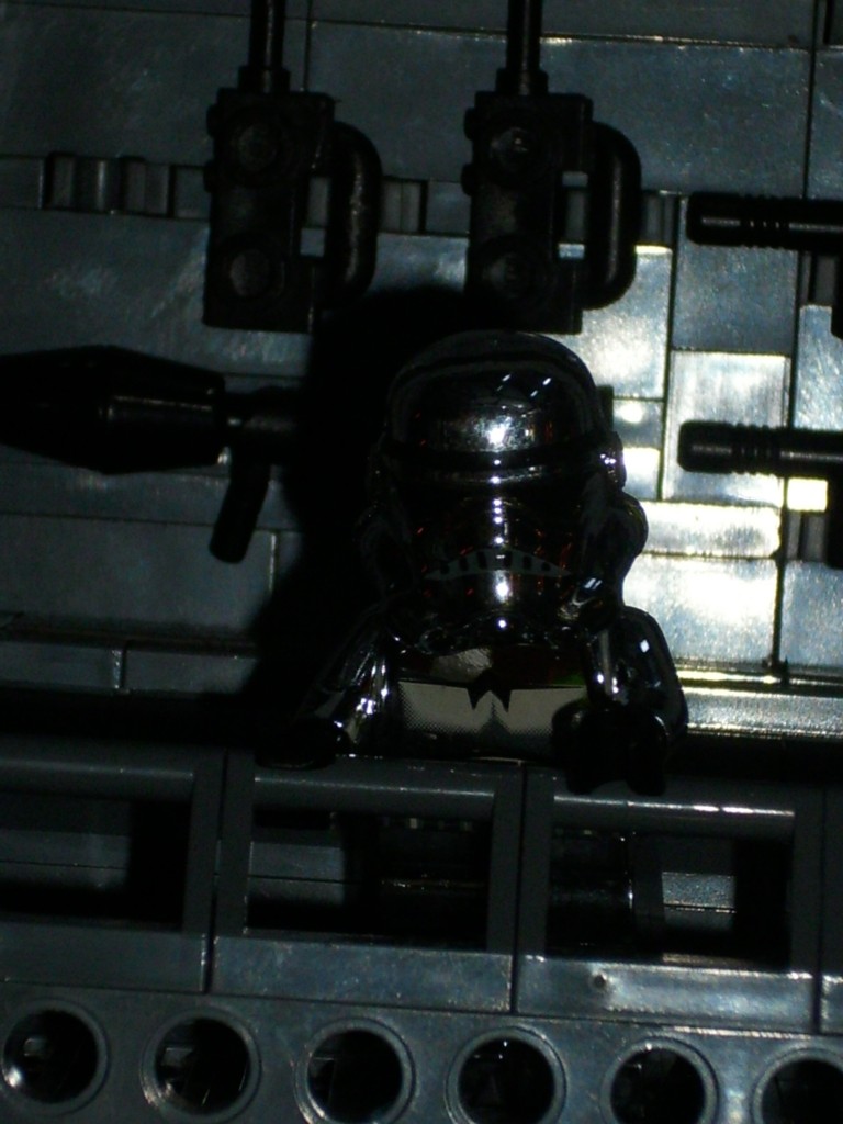 chrom-star-wars-figur.jpg